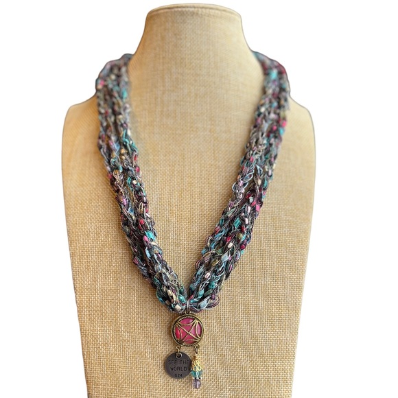 Handmade Bohemian Trellis Yarn Charm Pendant Necklace - Picture 10 of 12